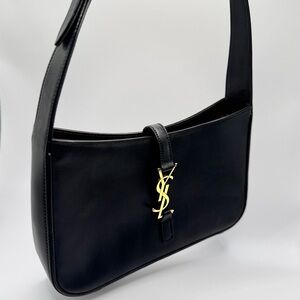 Yves Saint Laurent Le 5 a 7 2022 Black Leather Shoulder Bag